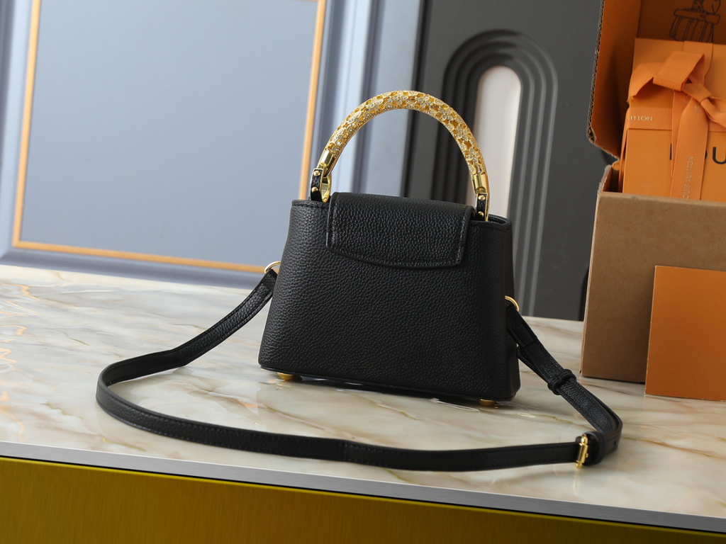 Fashion Shoulder Bag for Women 21x13.6x8cm LEM460