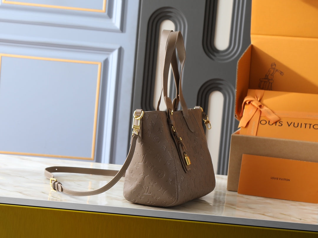 Designer Crossbody Bag for Women LEM297