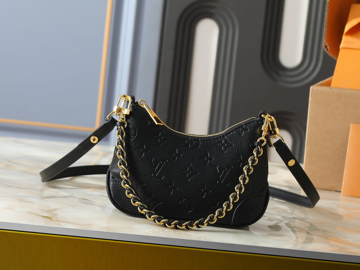Black/Gold Crossbody Bag for Women 19x13x8cm LEM465