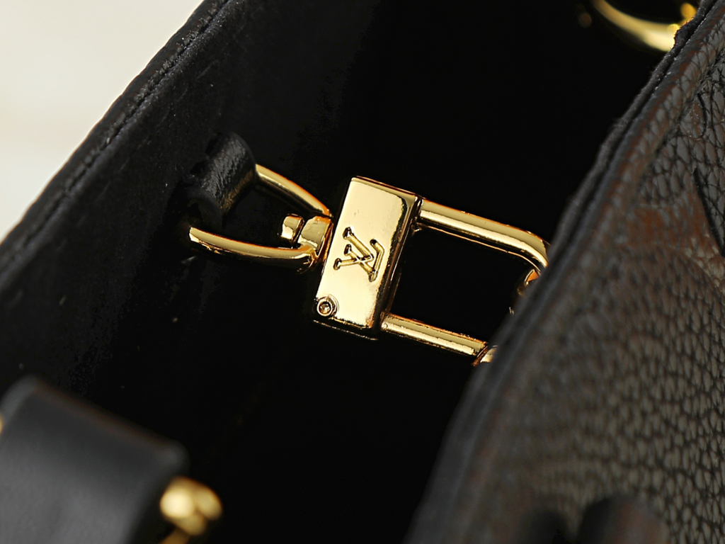 Black Handbag for Women 41.0x34.0x19.0cm LEM434