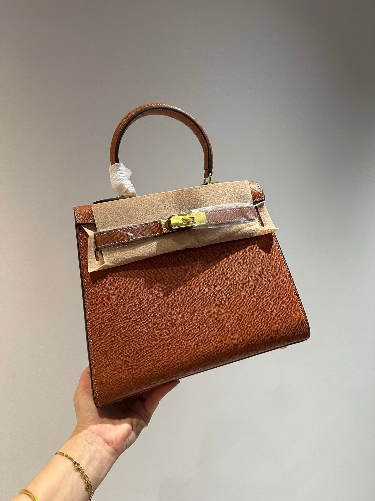 Designer Genuine Leather Crossbody Bag for Women 25cm HEM96