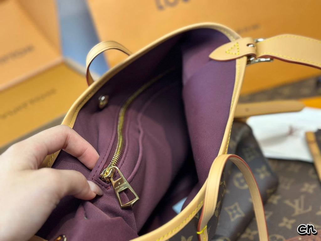 Fashion Bag for Women 29*24cm LEM198