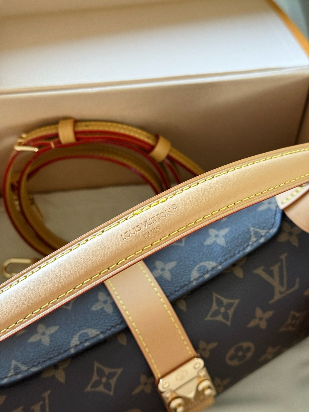 Fashion Bag for Women 21.5*12cm LEM315
