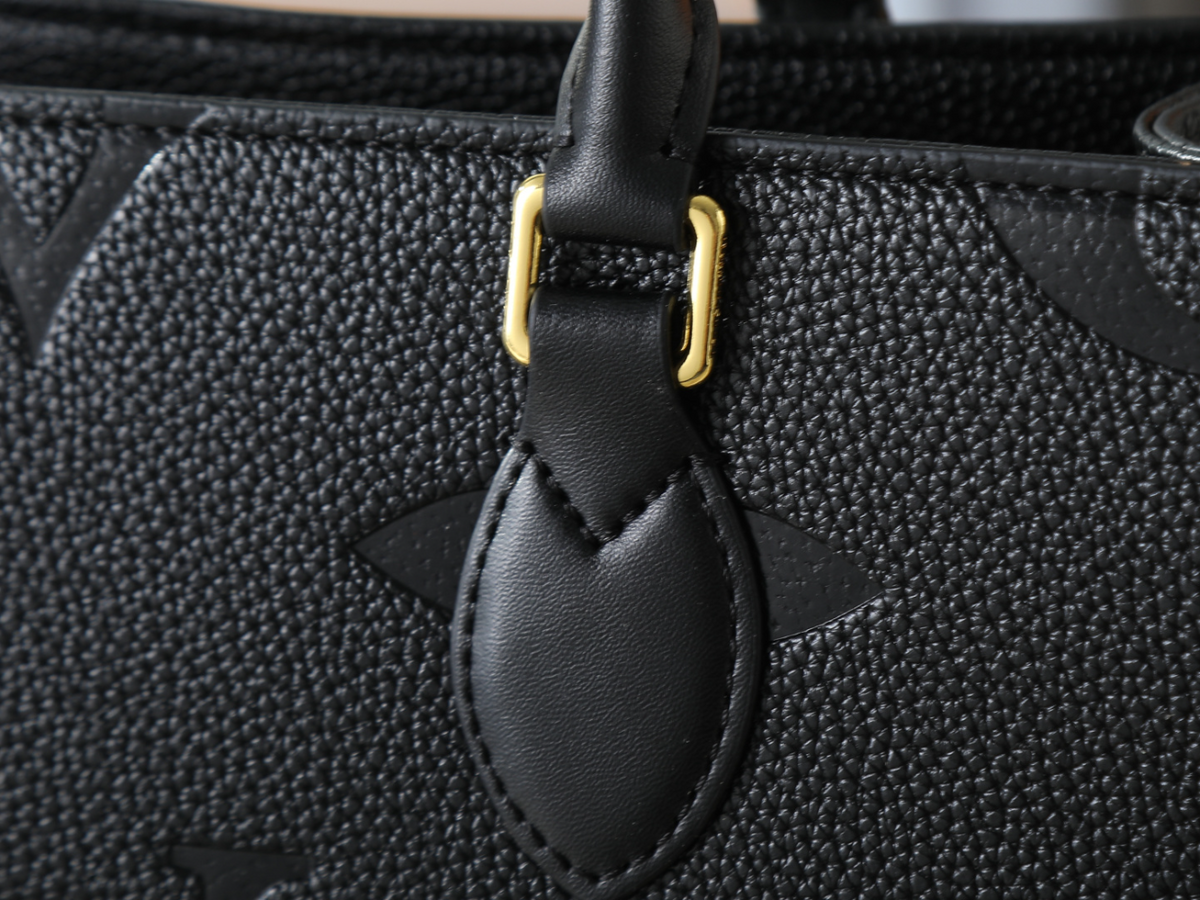Black Handbag for Women 41.0x34.0x19.0cm LEM434