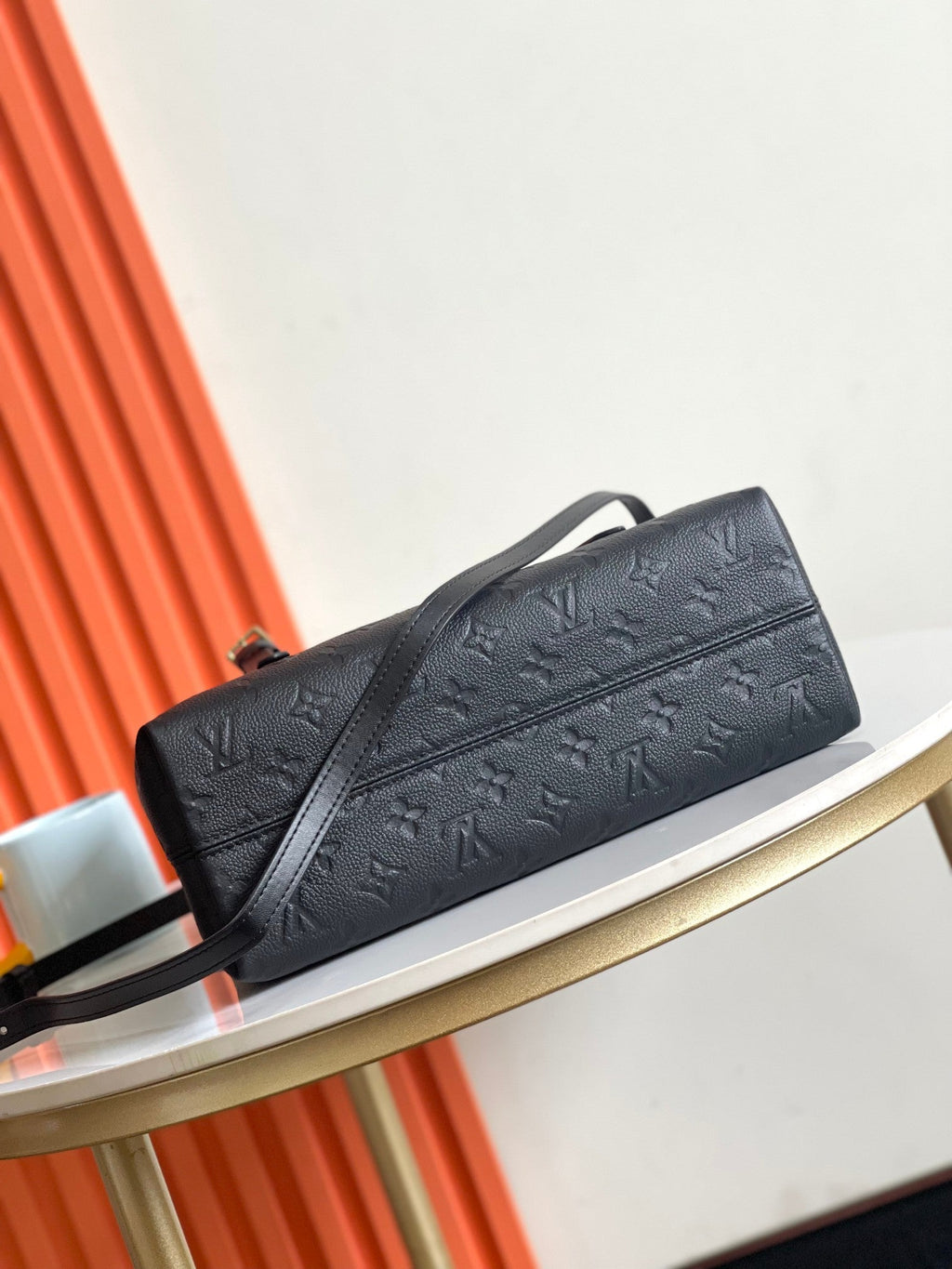 Genuine Leather Crossbody Bag for Women 31.0x21.5x13.0cm LEM360