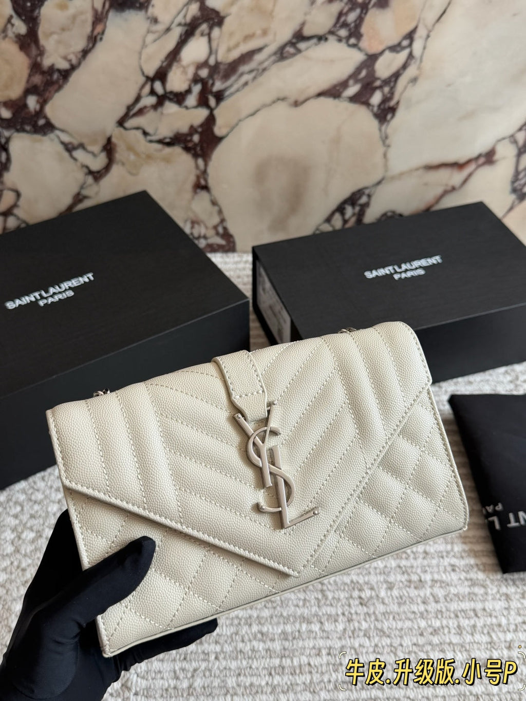 Designer Black/White Handbag for Women 21*13cm SEM06