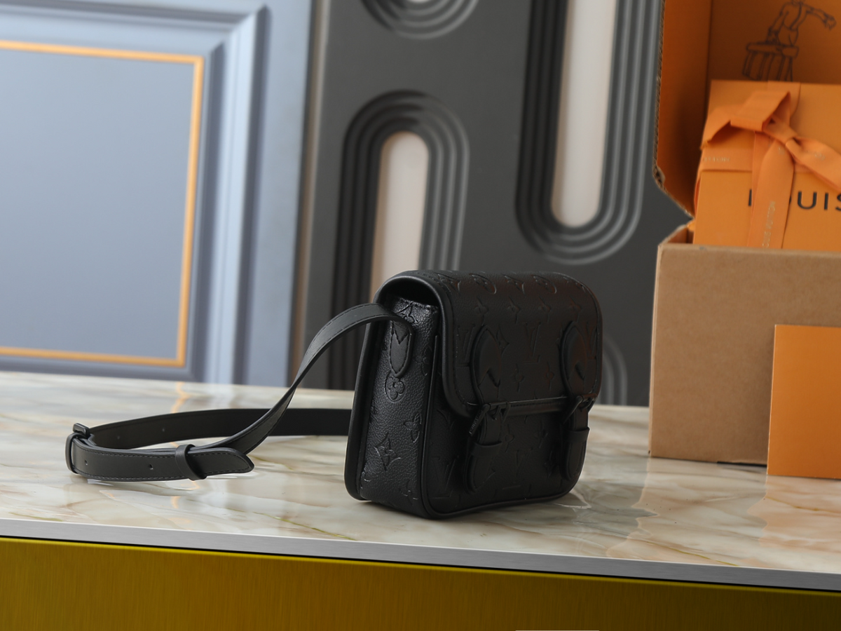 Black/Brown Handbag for Women 15x6x19.5cm LEM461