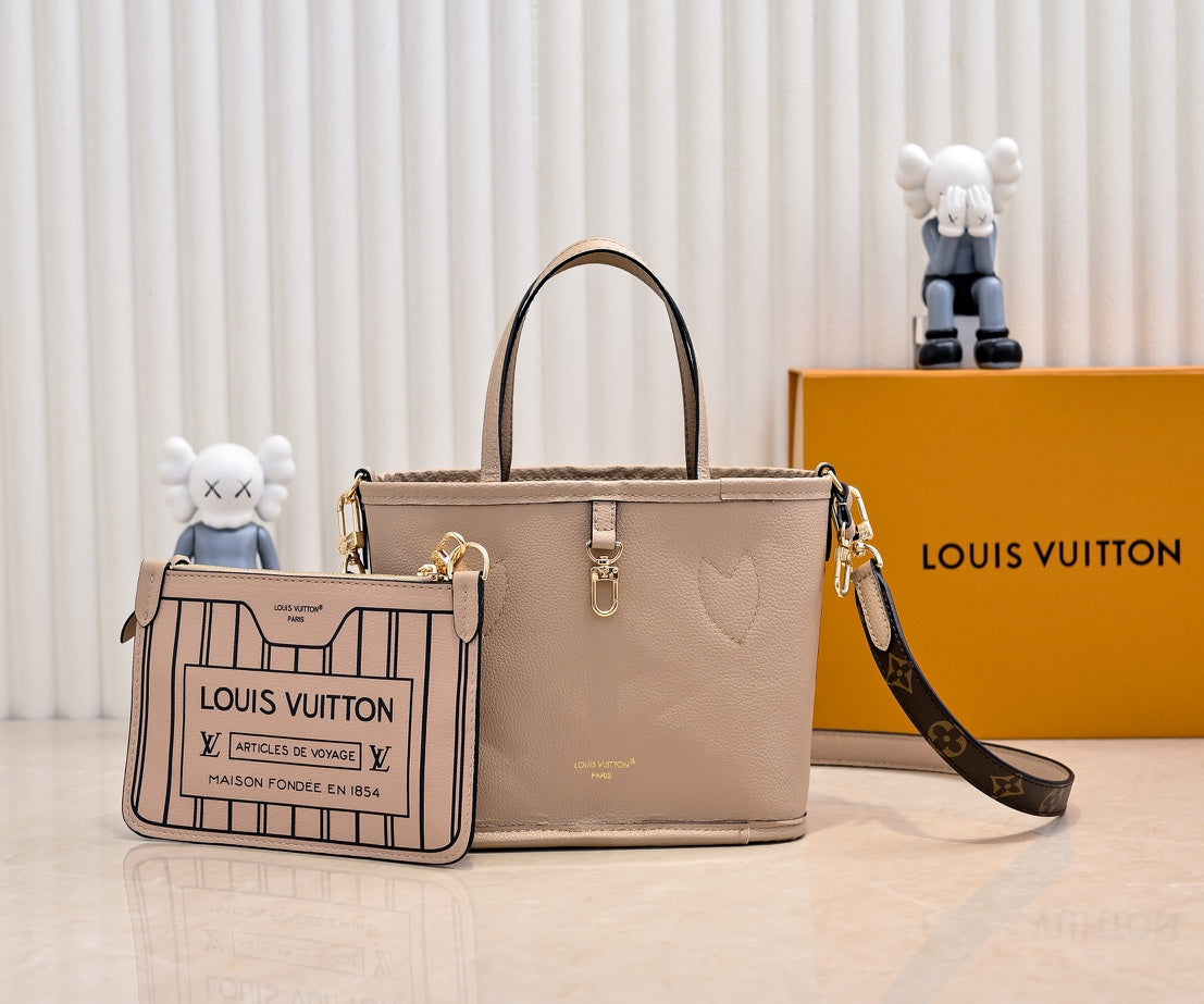 Travel Bag for Women 24x14x9cm LEM368