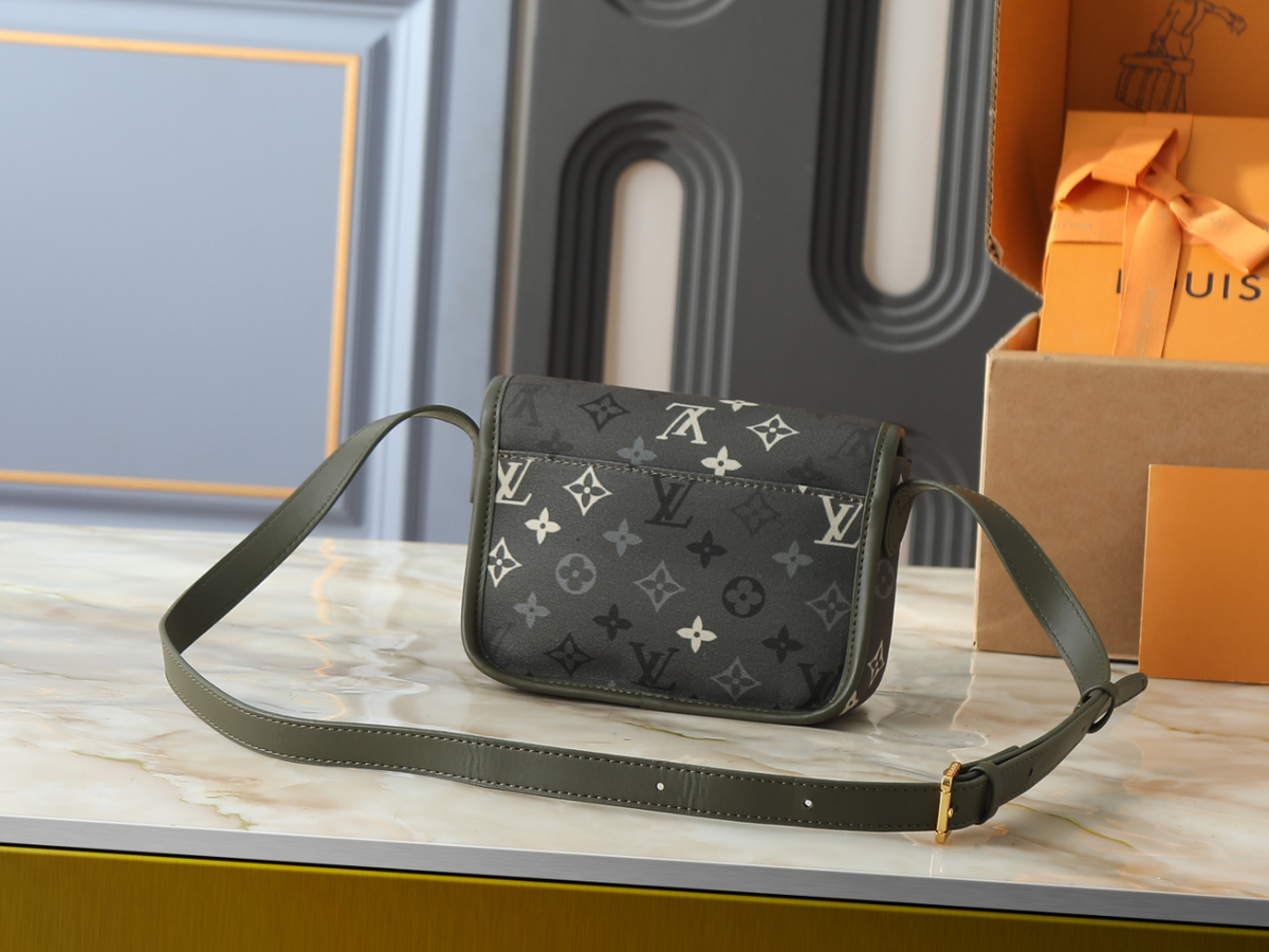 Black/Brown Handbag for Women 15x6x19.5cm LEM461