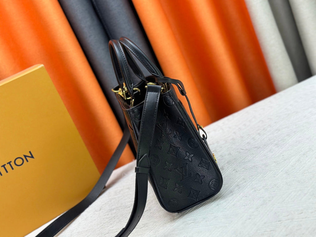 Designer Crossbody Bag for Women 30x19.5x12cm LEM286