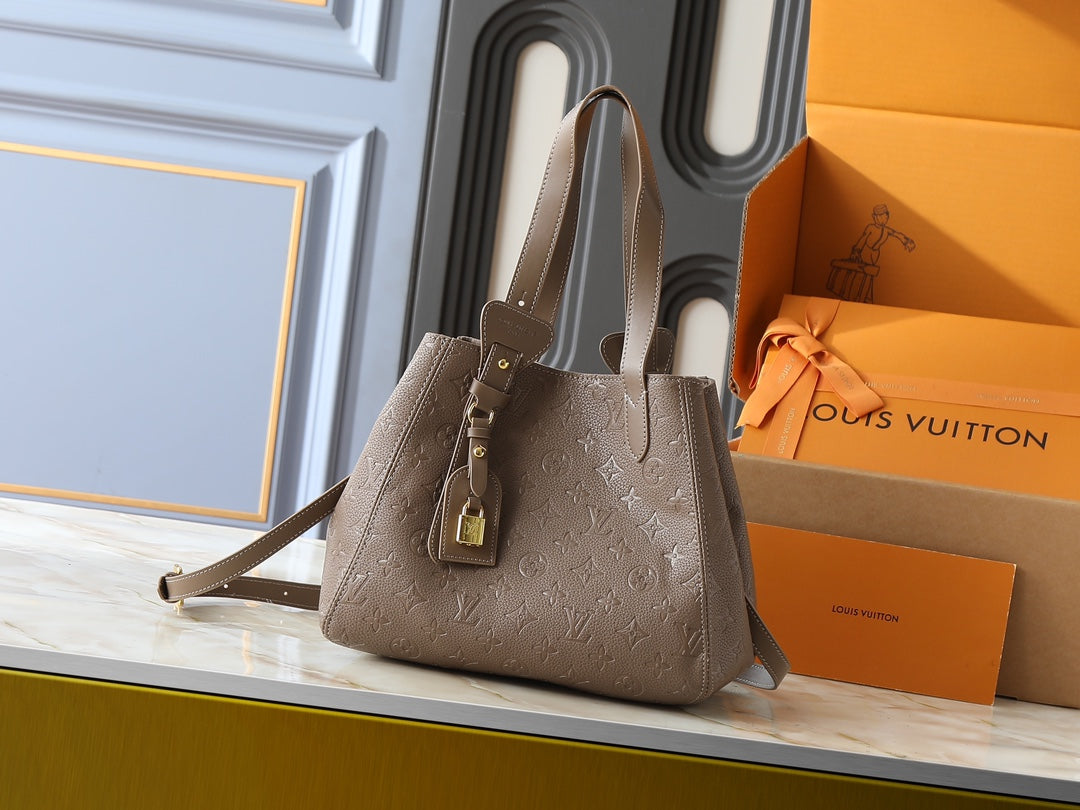 Designer Crossbody Bag for Women LEM297