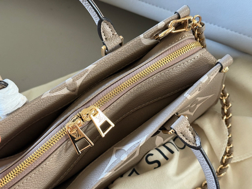 Designer Crossbody Bag for Women 25*13cm LEM283