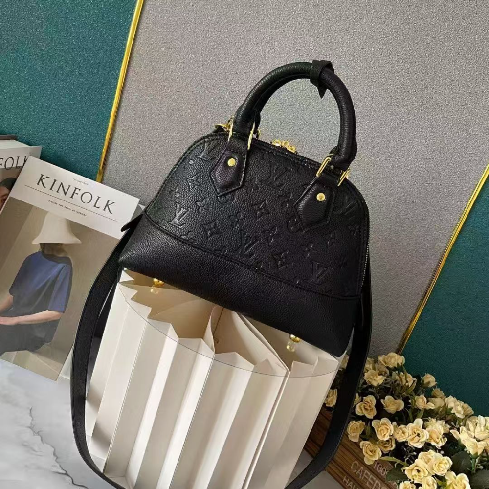 Black Handbag for Women 25.0x18.0x12.0cm LEM457