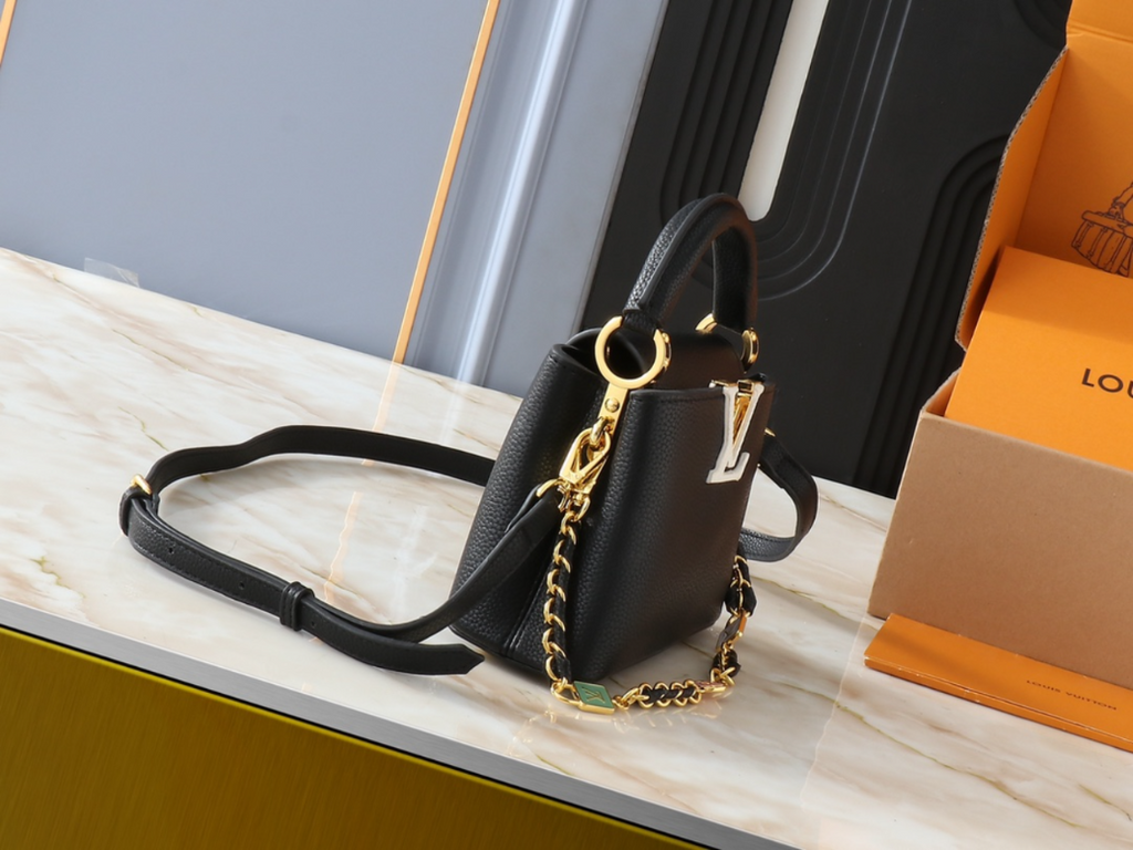 Black/White Handbag for Women 31.5x20.0x11.0cm LEM512