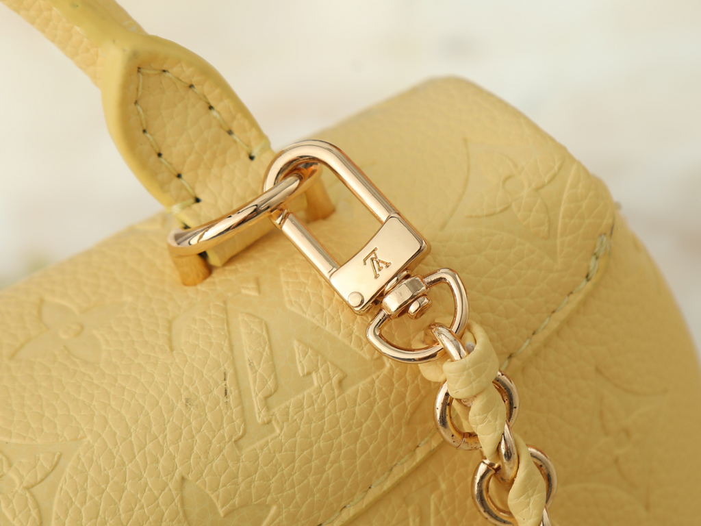 Yellow Bag for Women 21.0x12.5x6.0cm LEM509