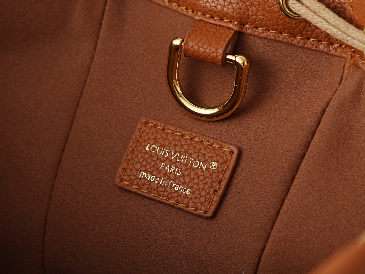 Fashion Handbag for Women 23x27x8cm LEM406