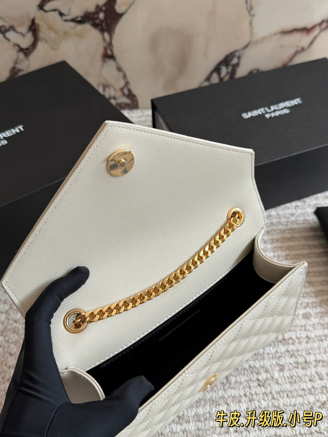 Designer Black/White Handbag for Women 21*13cm SEM06