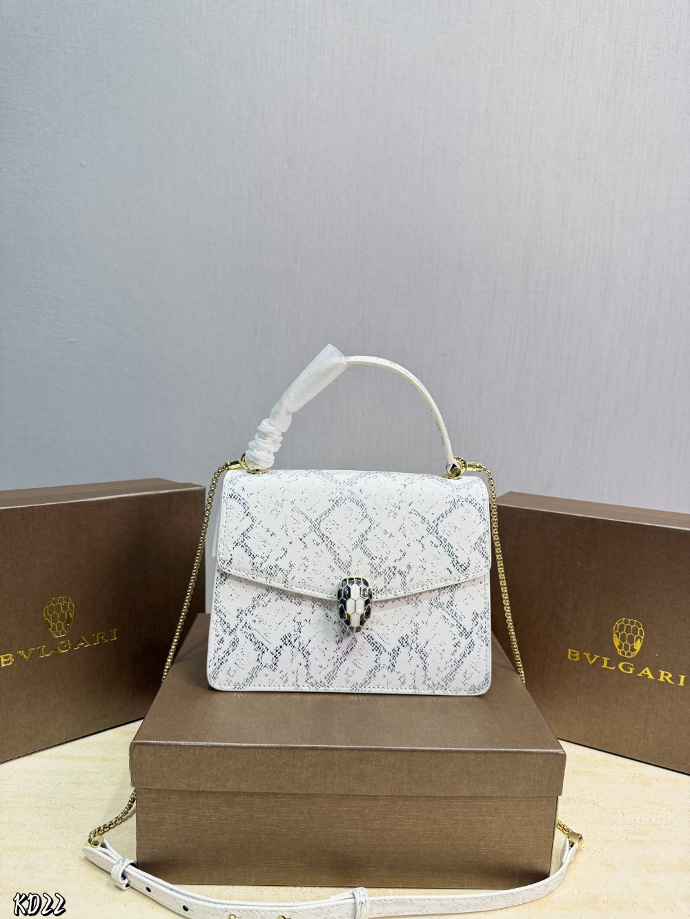 Black/White Handbag for Women 21*16cm BEM38