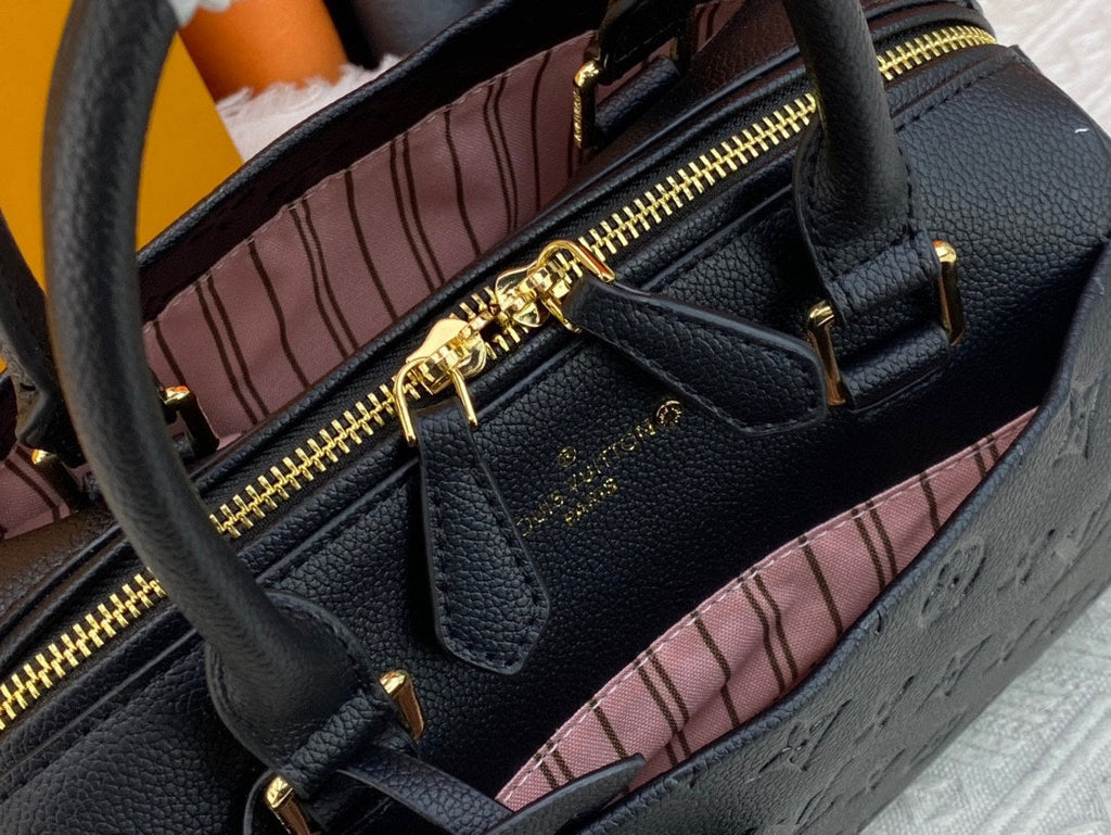 Genuine Leather Crossbody Bag for Women 25*19cm LEM290