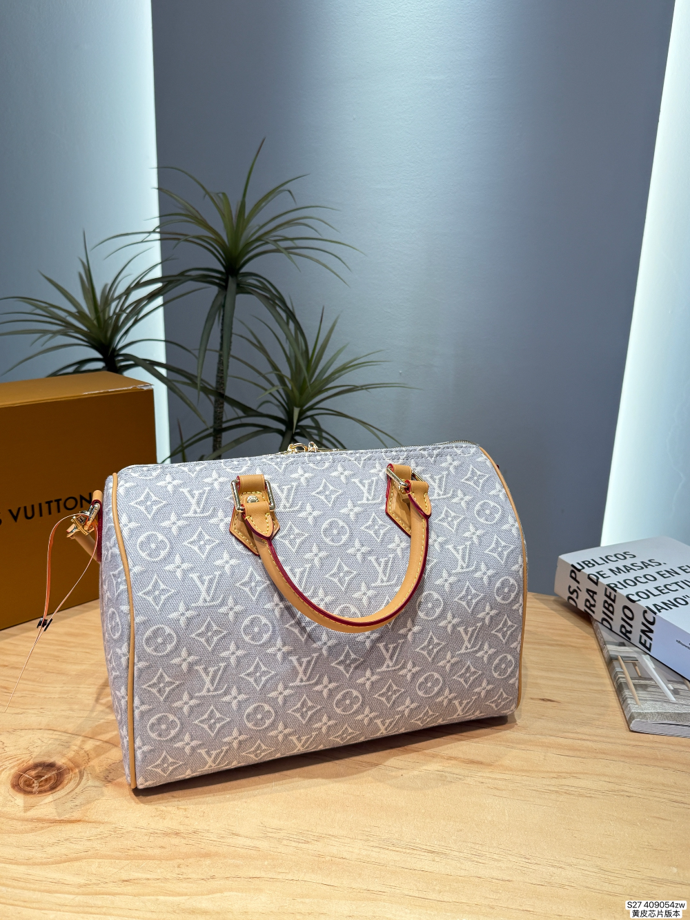 Gray/Silver Handbag for Women 30x21x17cm LEM483