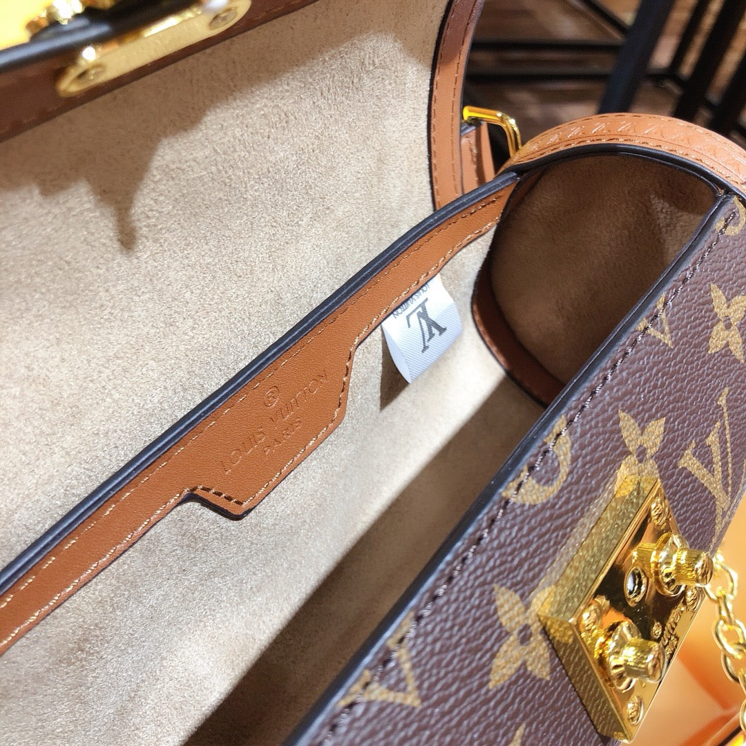 Fashion Bag for Women 20*10*10cm LEM24
