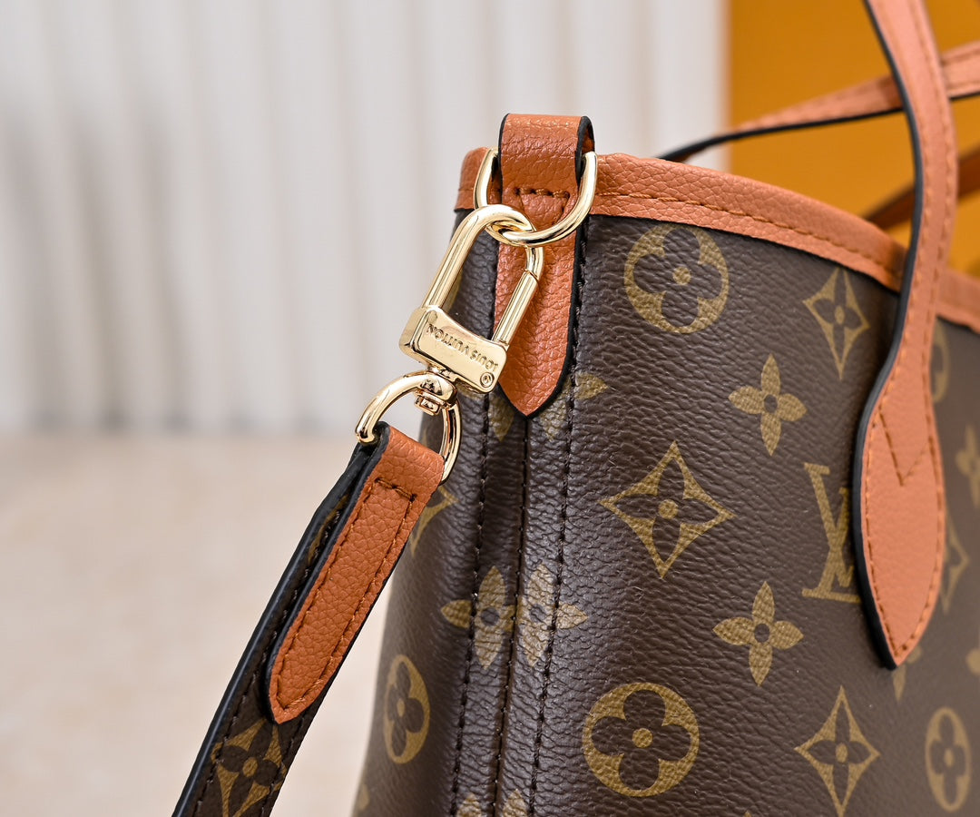 Travel Bag for Women 24x14x9cm LEM368