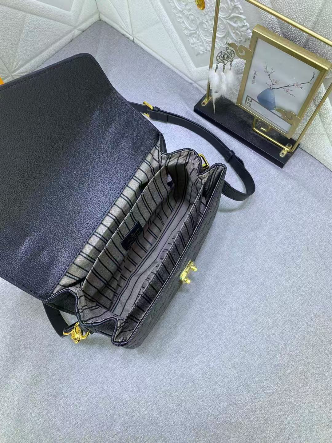 Fashion Bag for Women 25*19*7cm LEM398