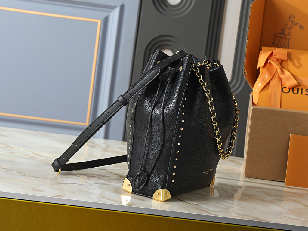 Fashion Handbag for Women 23x27x8cm LEM406