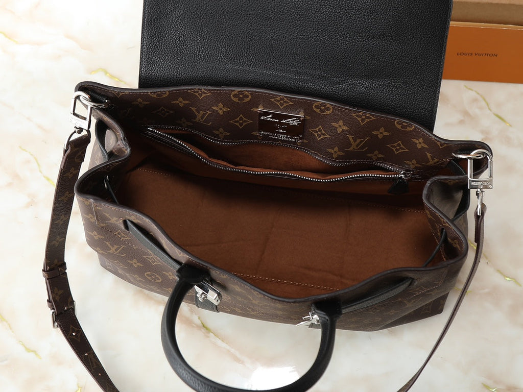 Designer Shoulder Bag for Women LEM298