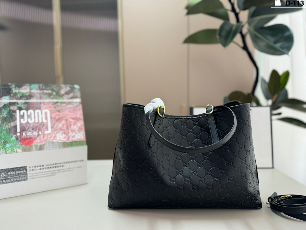 Fashion Handbag for Women 39x26cm GEM160