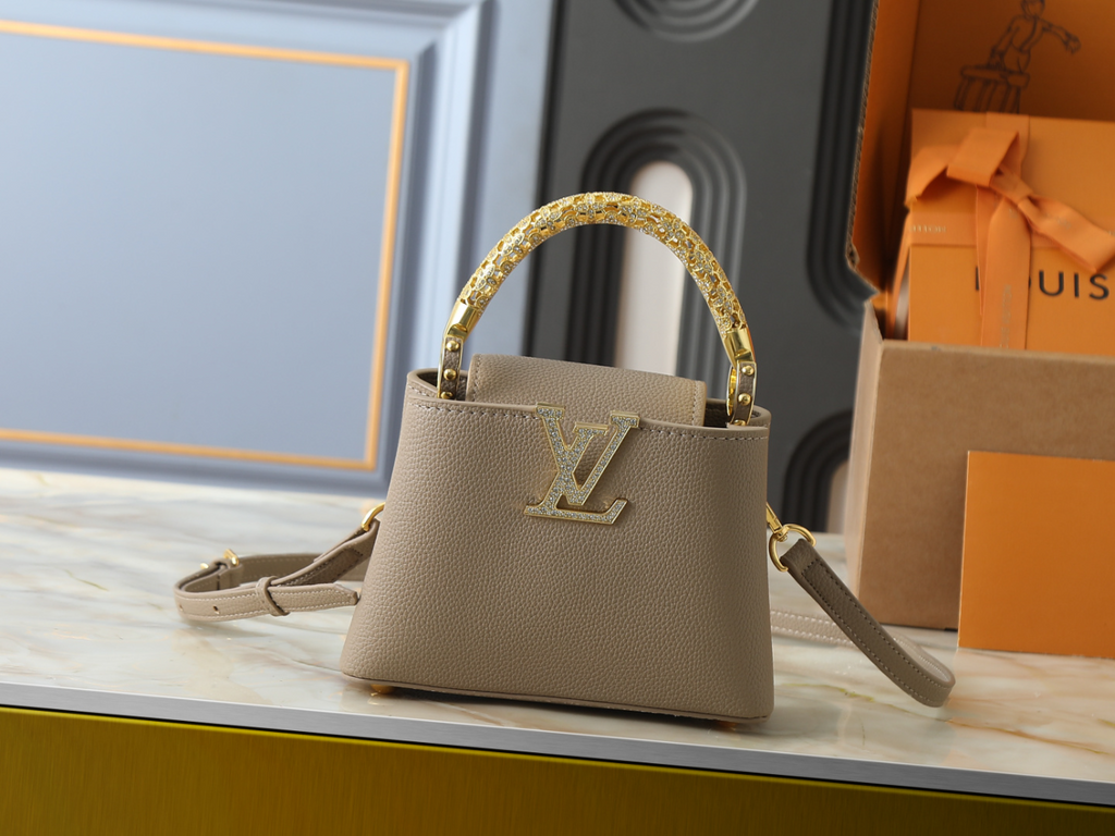 Fashion Shoulder Bag for Women 21x13.6x8cm LEM460