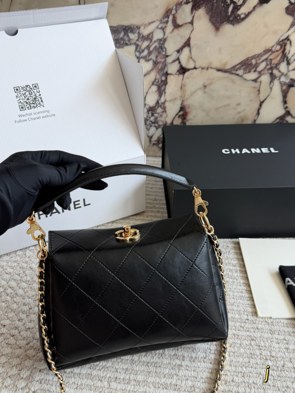 Black/White Handbag for Women 22*13cm CEM307