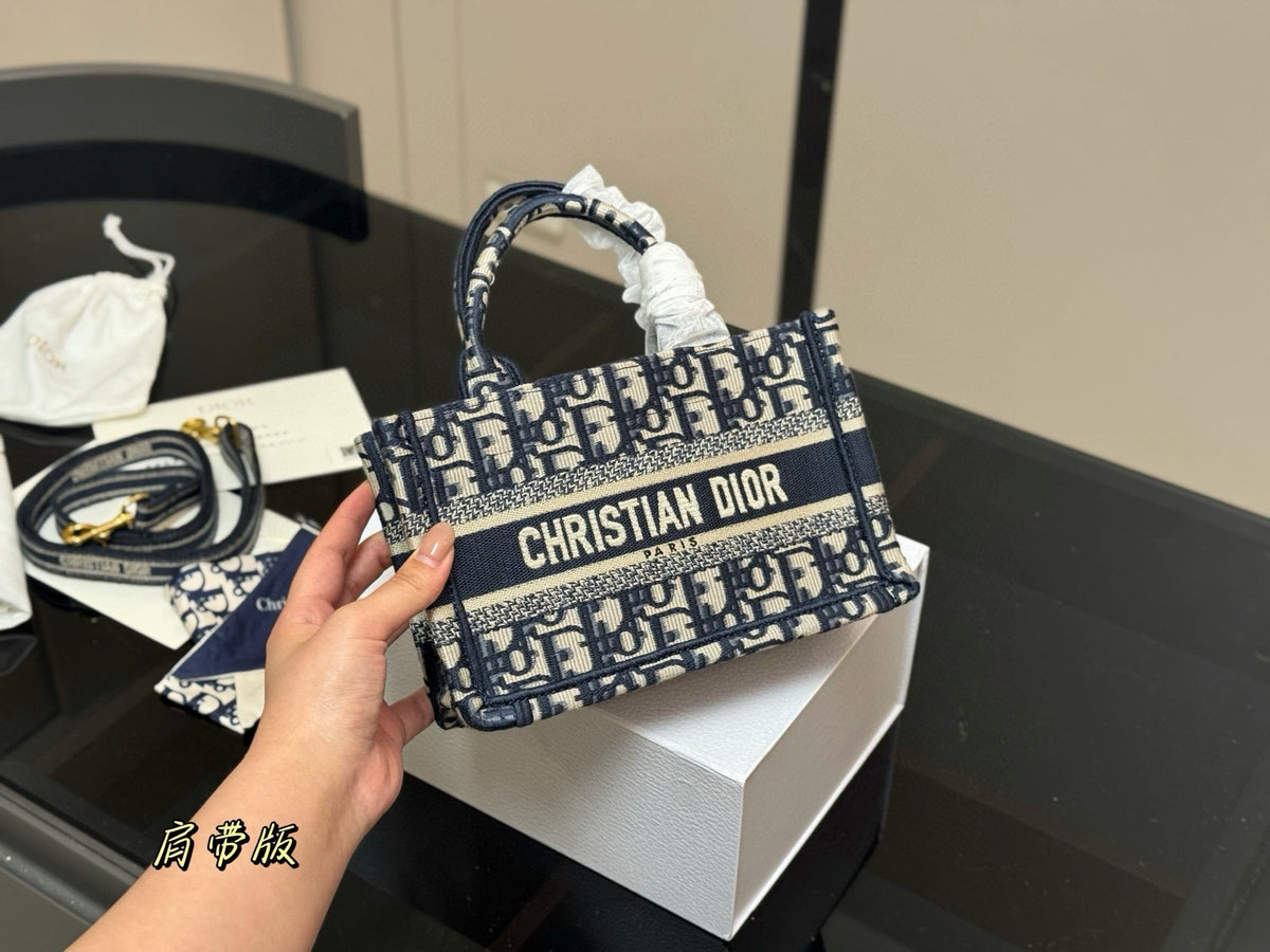 Black Bag for Women 21cm DEM300