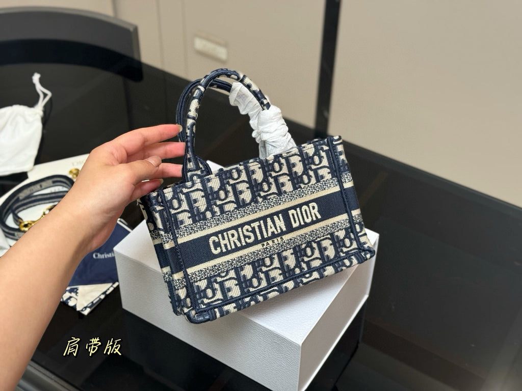 Black Bag for Women 21cm DEM300
