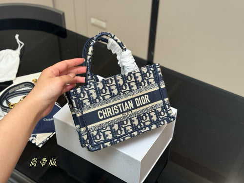 Black Bag for Women 21cm DEM300