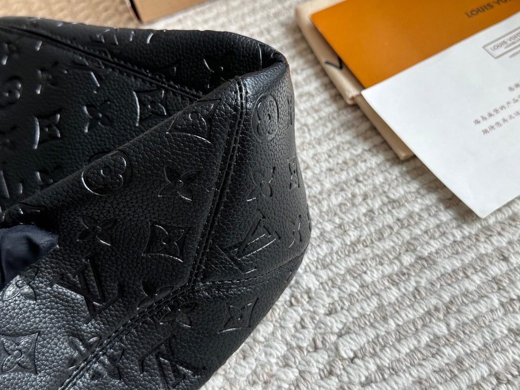 Designer Crossbody Bag for Women LEM295