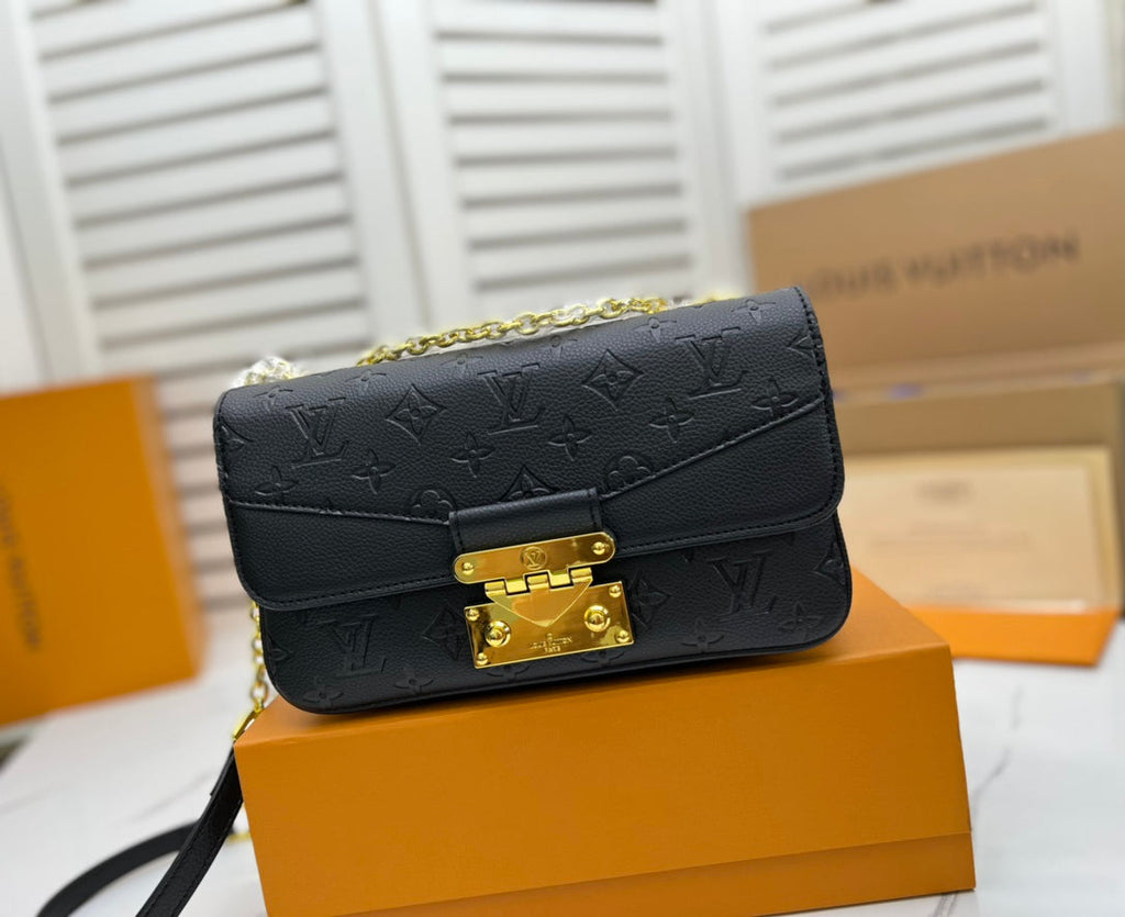 Black Bag for Women 24.5x15x6.5cm LEM76