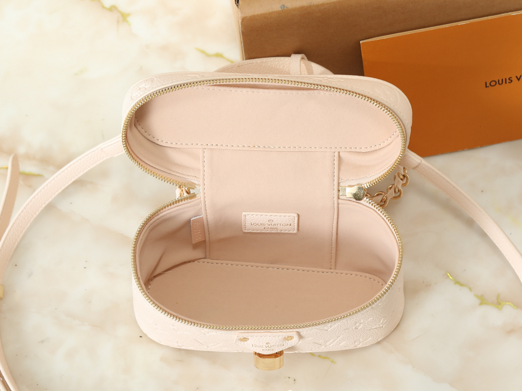 Black/White Bag for Women 19.0x11.5x6.5cm LEM507