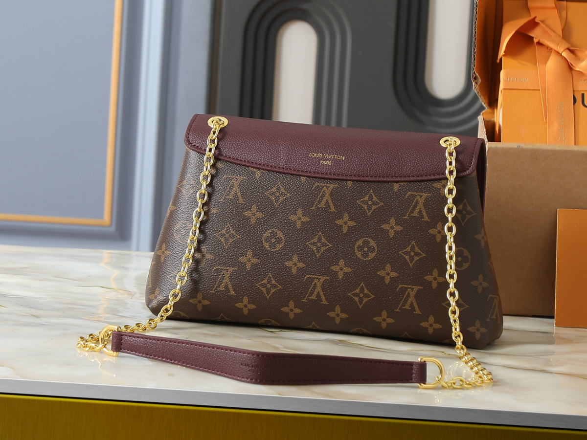 Fashion Bag for Women 29x18x10.5cm LEM503