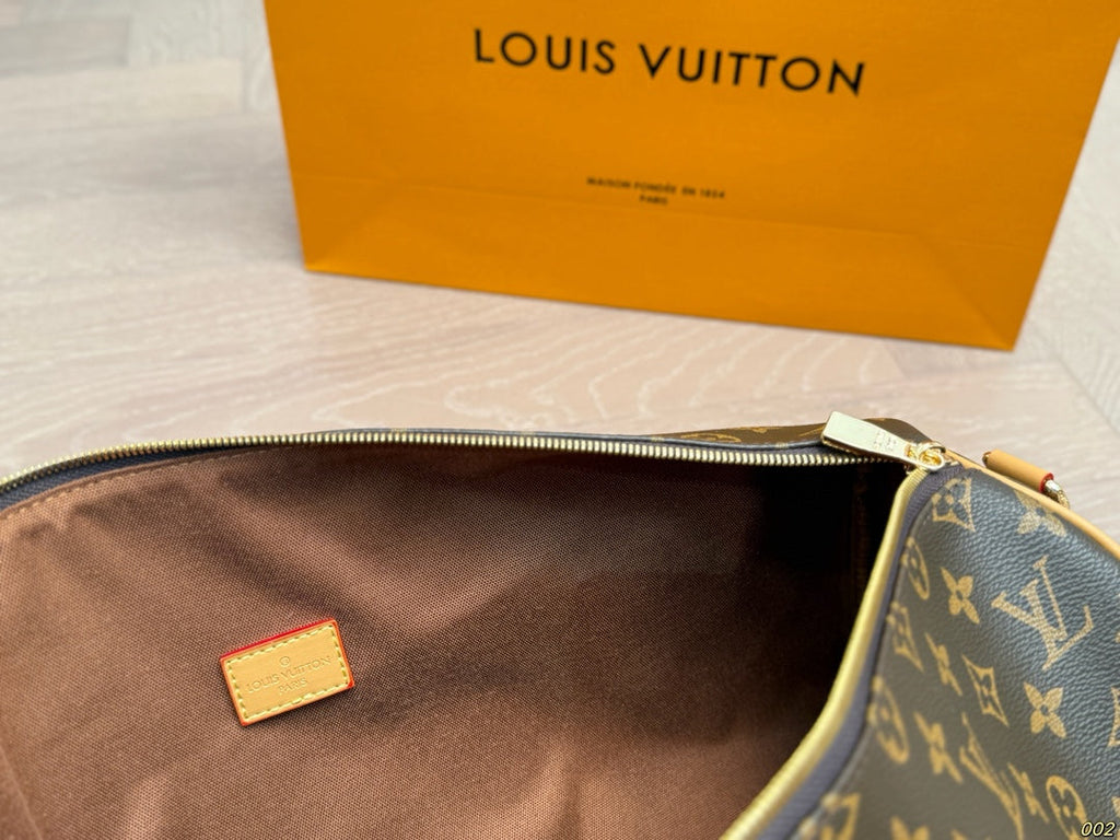 Designer Clash Color Crossbody Bag for Women 45*18cm LEM254