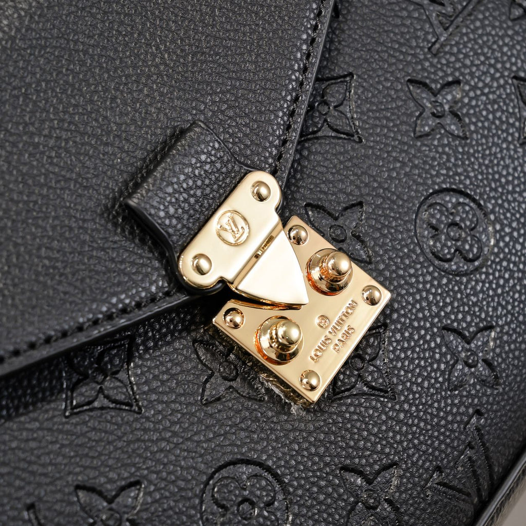 Fashion Handbag for Women 32x36x14cm LEM370