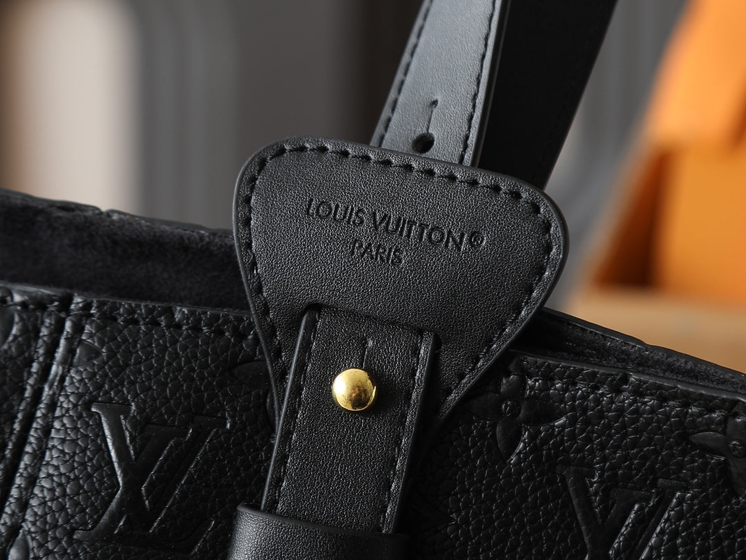 Designer Crossbody Bag for Women LEM297