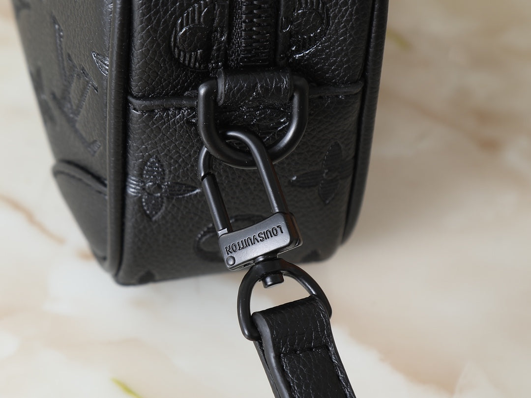 Black Bag for Women 20*13*6.5cm LEM334