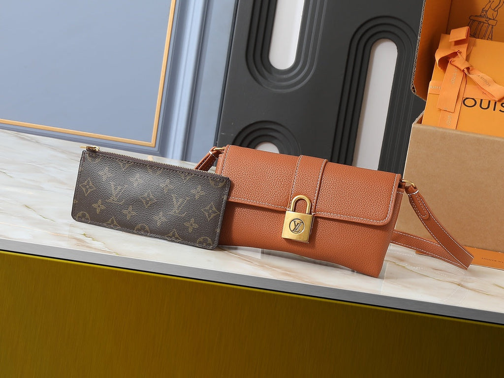 Designer Crossbody Bag for Women 22.0x13.0x3.5cm LEM302