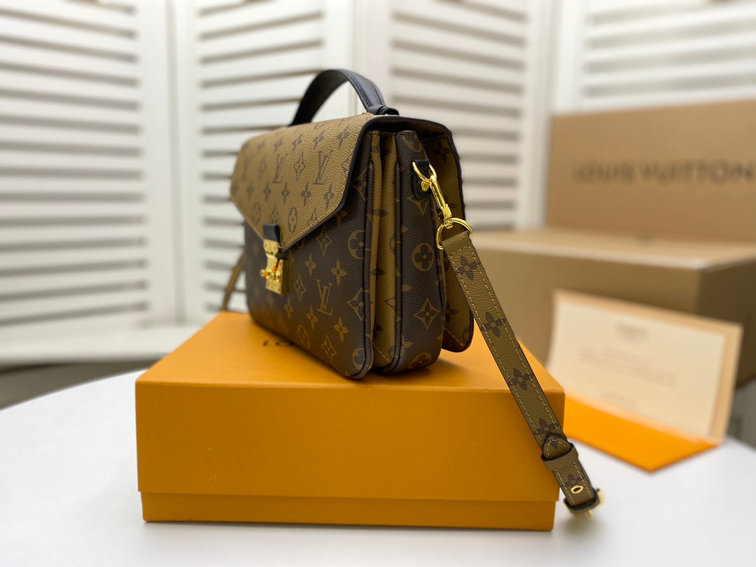 Fashion Bag for Women 25x19x9cm LEM32