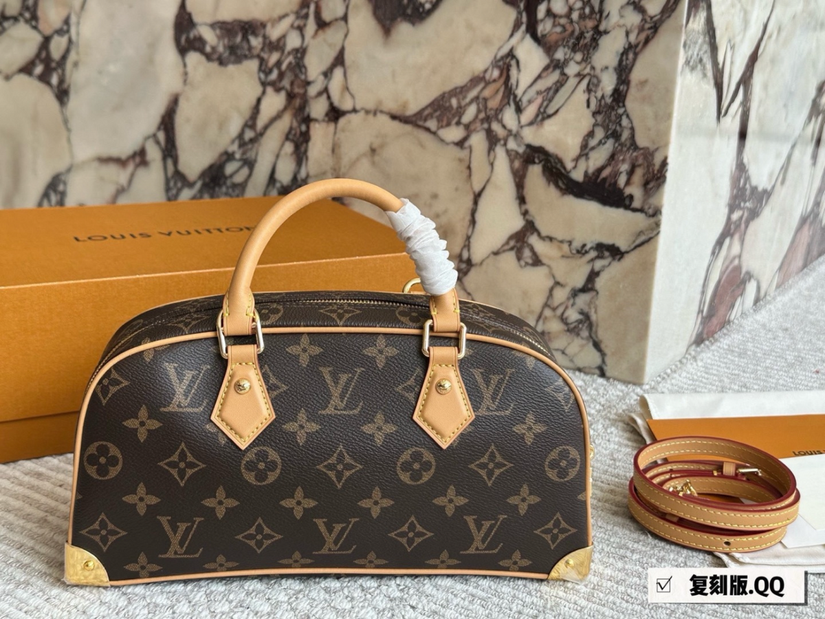 White/Brown Handbag for Women 27*19cm LEM517