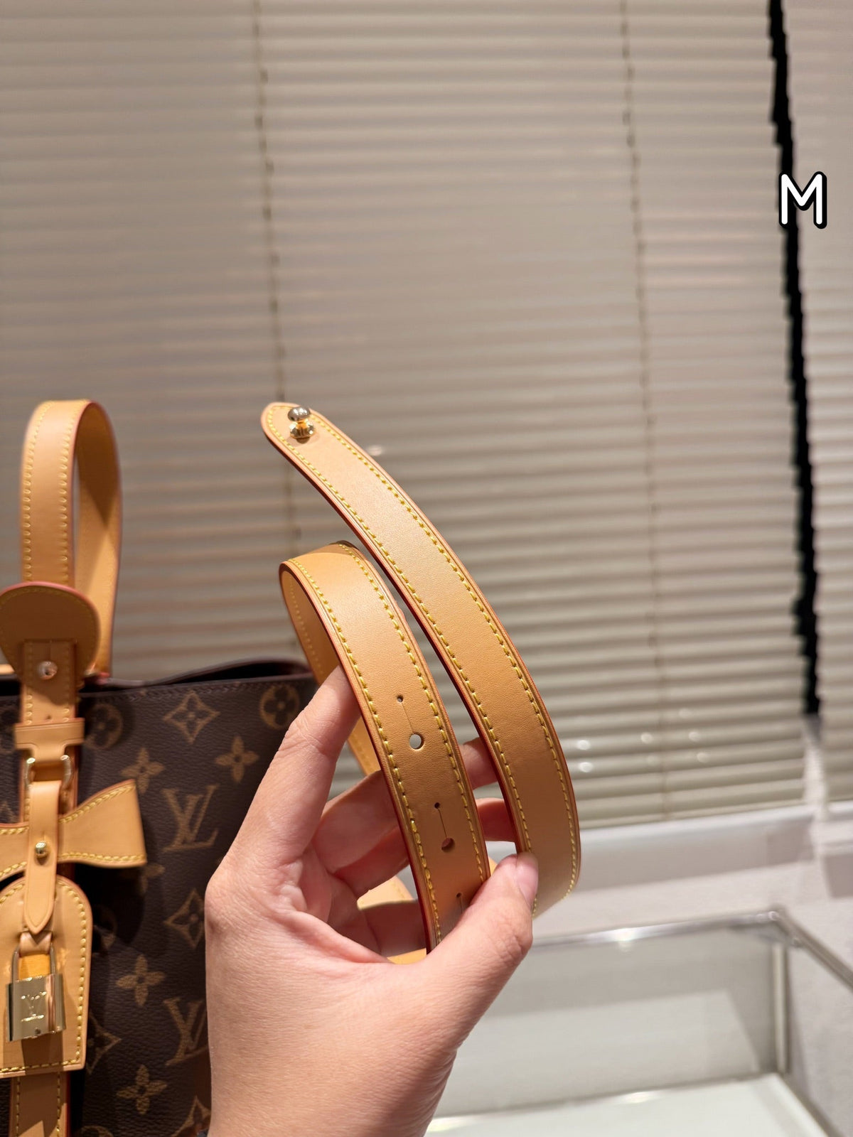 Fashion Bag for Women 17*19cm LEM205
