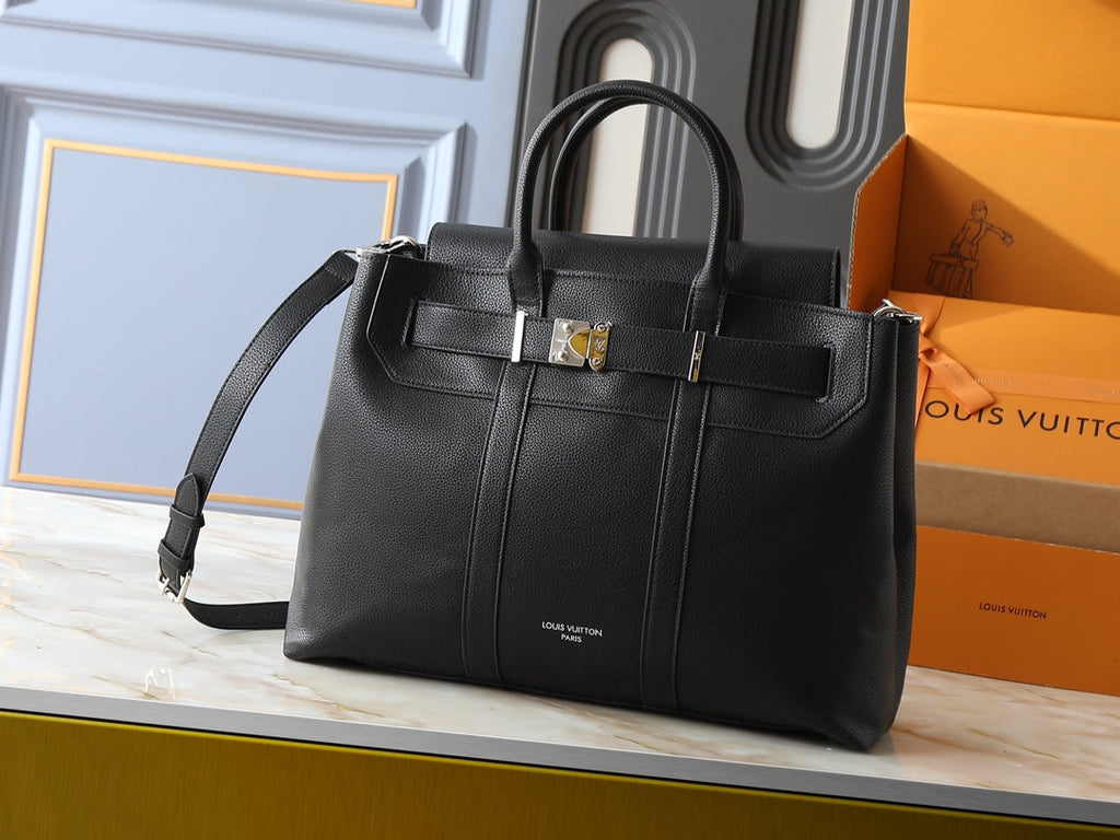 Designer Shoulder Bag for Women LEM298