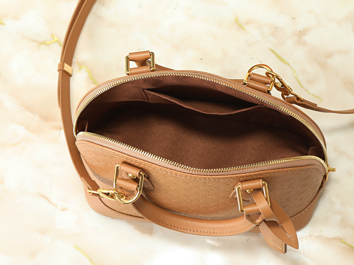 Black/Beige Handbag for Women 23.5x17.5x11.5cm LEM436