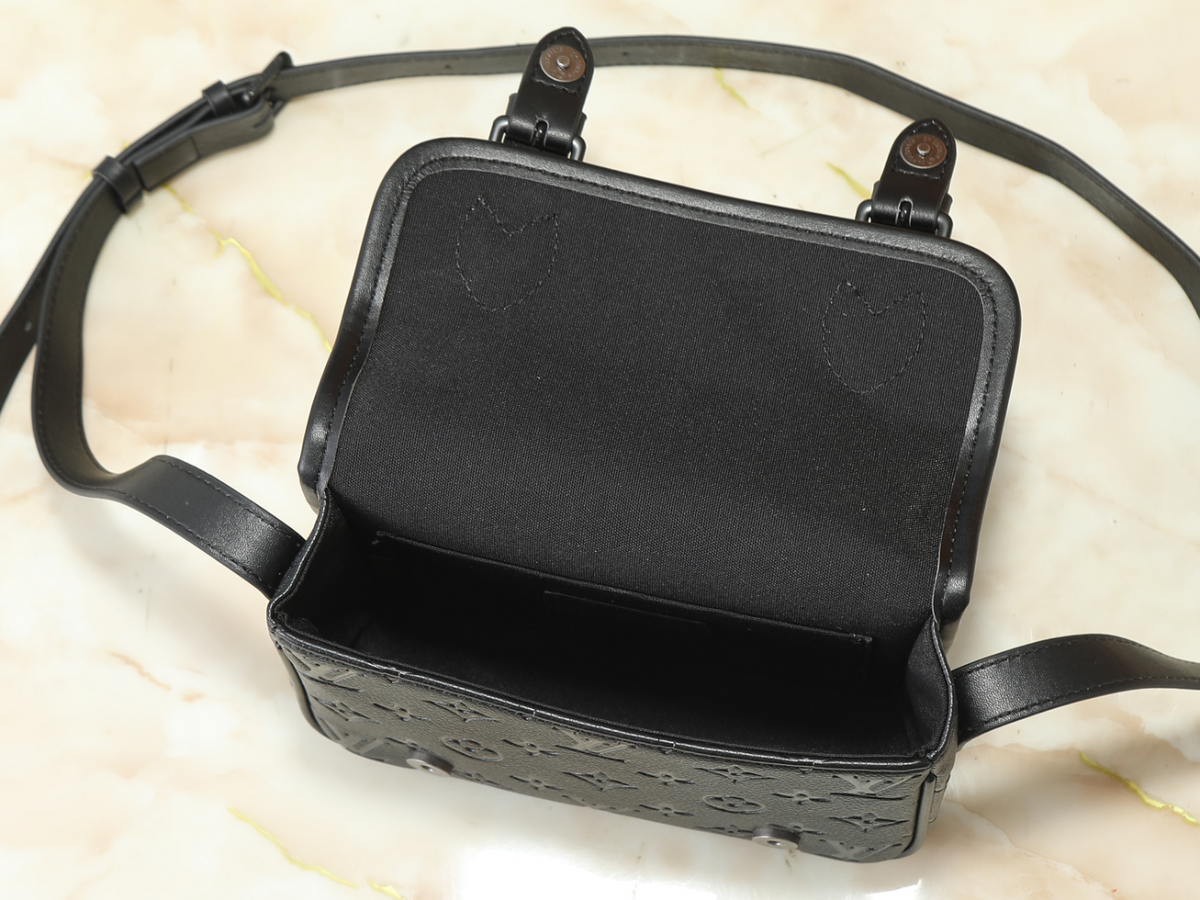 Black/Brown Handbag for Women 15x6x19.5cm LEM461